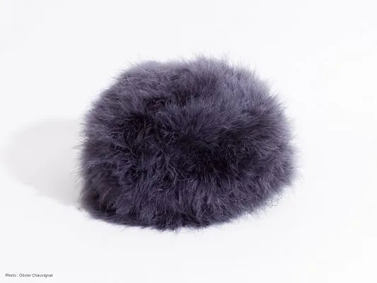 Chapka russe en plumes de marabout grise