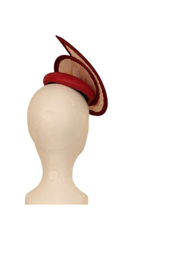 Chapeau Bibi en buntal de couleur blanche et bordeaux