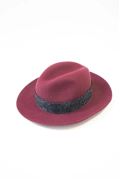 Chapeau grafity forme trilby